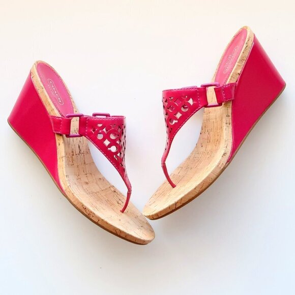 Coach Brookk Fuchsia Pink Patent Leather Thong Slip On Wedge Heel Mule Sandals - Picture 1 of 16